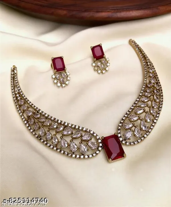 New_Twinkling_Chunky_Neckless