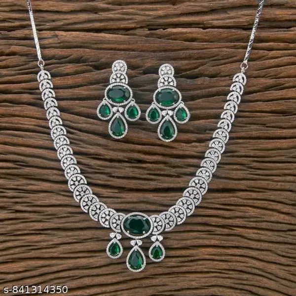 New_Twinkling_Chunky_Neckless