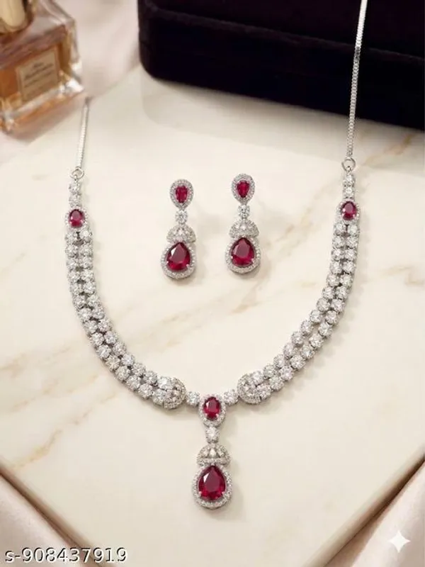 New_Twinkling_Chunky_Neckless