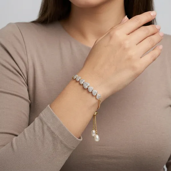 Feminine_Chic_Bracelet_Bangles