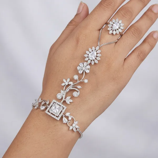 Women_Gold_Alloy_Metal_Charm_Bracelet_Hand_Pol