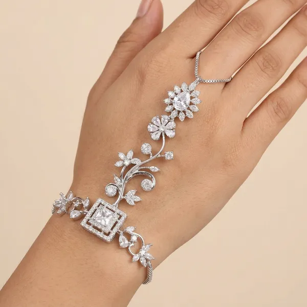 Women_Gold_Alloy_Metal_Charm_Bracelet_Hand_Pol