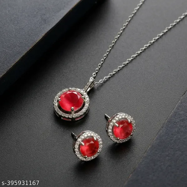 New_Sizzling_Chunky_Pendants_And_Butti