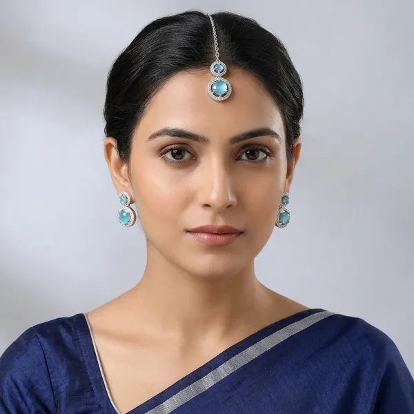 Silver_Unique_Earrings_Studs_With_Maangtika