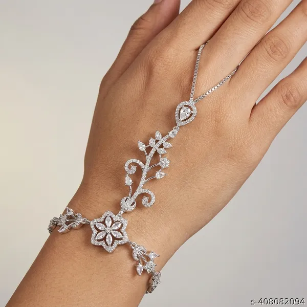 Women_Silver_Alloy_Metal_Charm_Bracelet_Hand_Pol
