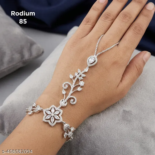 Women_Silver_Alloy_Metal_Charm_Bracelet_Hand_Pol