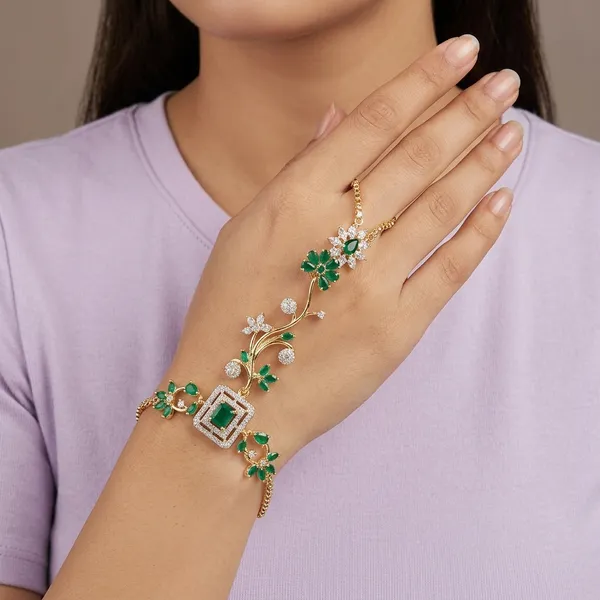 Women_Gold_Alloy_Metal_Charm_Bracelet_Hand_Pol