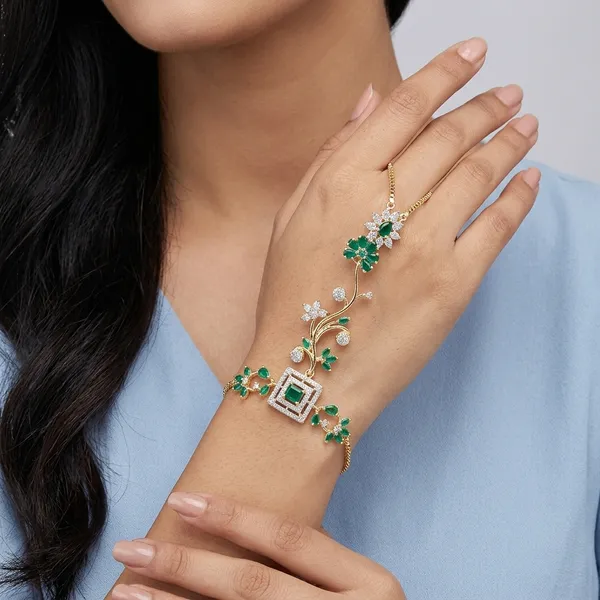 Women_Gold_Alloy_Metal_Charm_Bracelet_Hand_Pol
