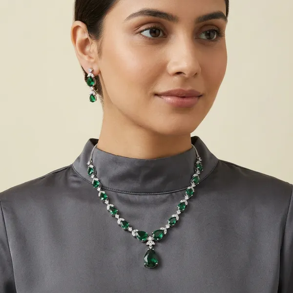 New_Twinkling_Chunky_Neckless