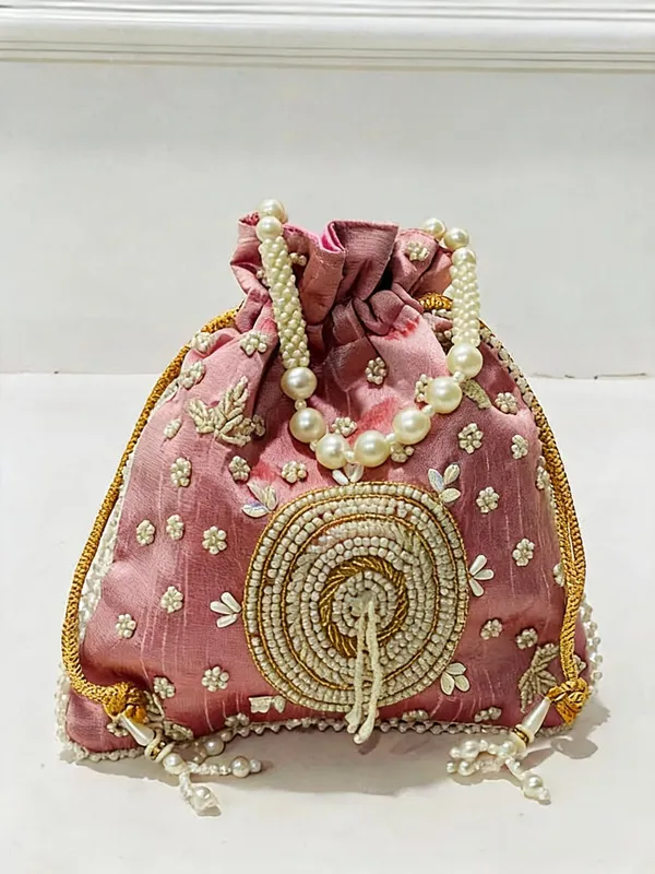 Pink_Royal_Heirloom_Premium_Zardosi_And_Pearl_Bridal_Potli