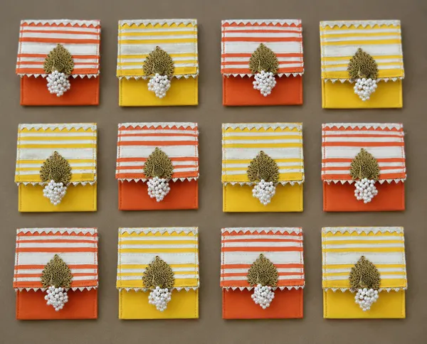 Handcrafted_Festive_Coin_Pouch_Potli_Style_(Set_Of_12_Pouch)