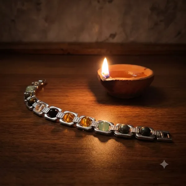 Top_Quality_Crystal_Silver-Coated_Steel_Beaded__Dhanyog_Bracelet_For_Unisex