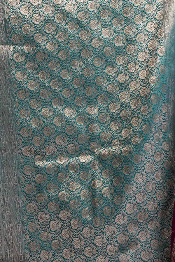 Multicolor_Soft_Silk_Pompom_Saree_For_Women