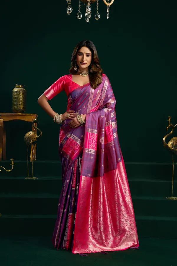 Pink_Soft_Silk_Saree_With_Fancy_Pumpum_For_Women