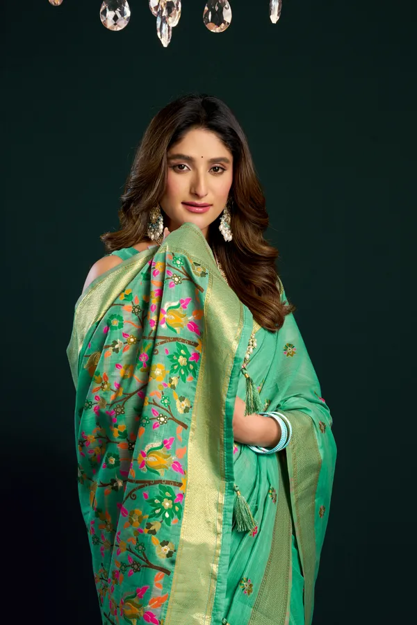 Green_Munga_Cotton_Meena_Work_Zari_Border_Saree_For_Women