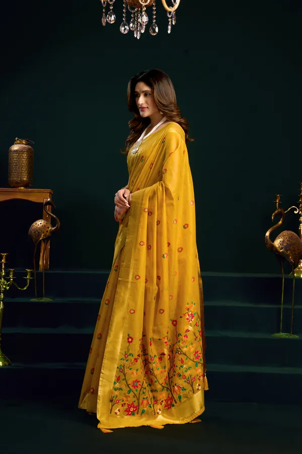Yellow_Munga_Cotton_Mina_Work_Zari_Border_Saree_For_Women