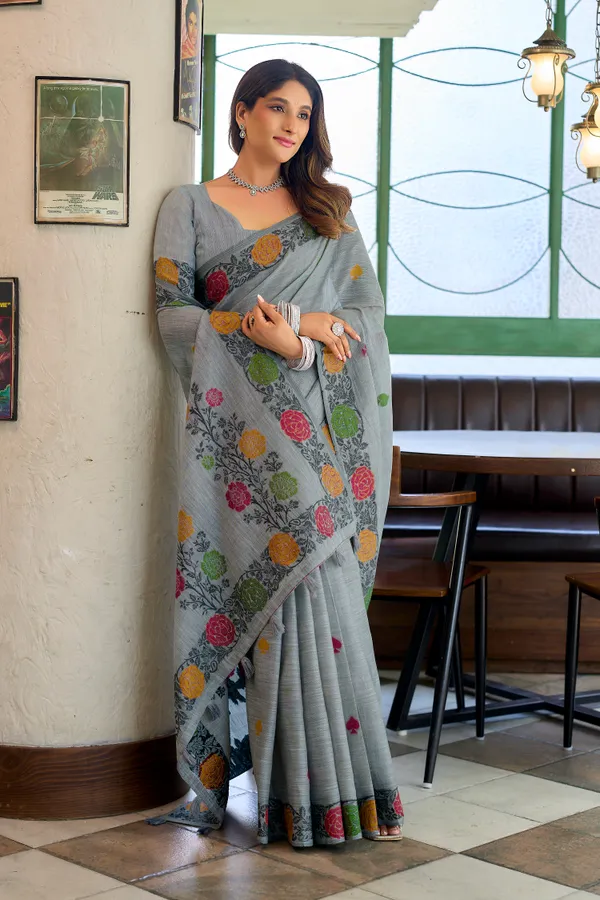Grey_Linen_Jacquard_Handloom_Tassel_Saree_For_Women
