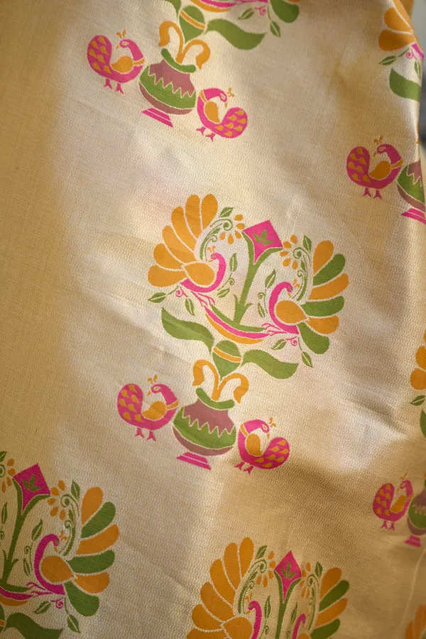Yellow_Cotton_Jacquard_Paithani_Pallu_Zari_Tassels_Saree_For_Women