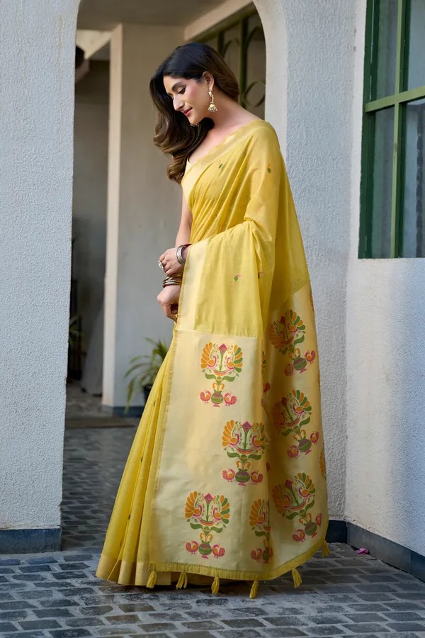 Yellow_Cotton_Jacquard_Paithani_Pallu_Zari_Tassel_Saree_For_Women