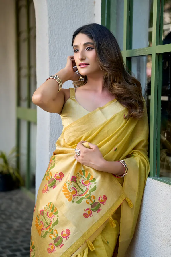Yellow_Cotton_Jacquard_Paithani_Pallu_Zari_Tassel_Saree_For_Women