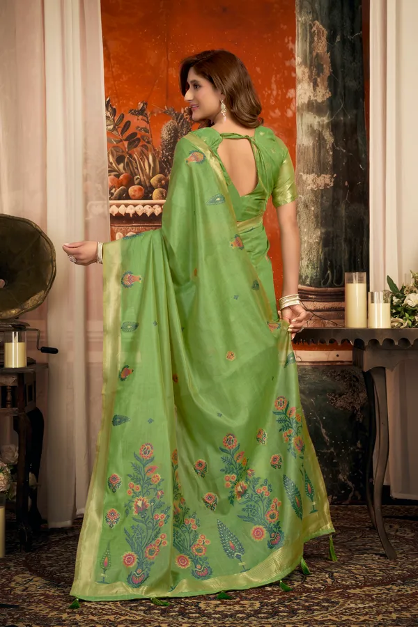 Green_Pure_Cotton_Zari_Border_Tassel_Saree_For_Women