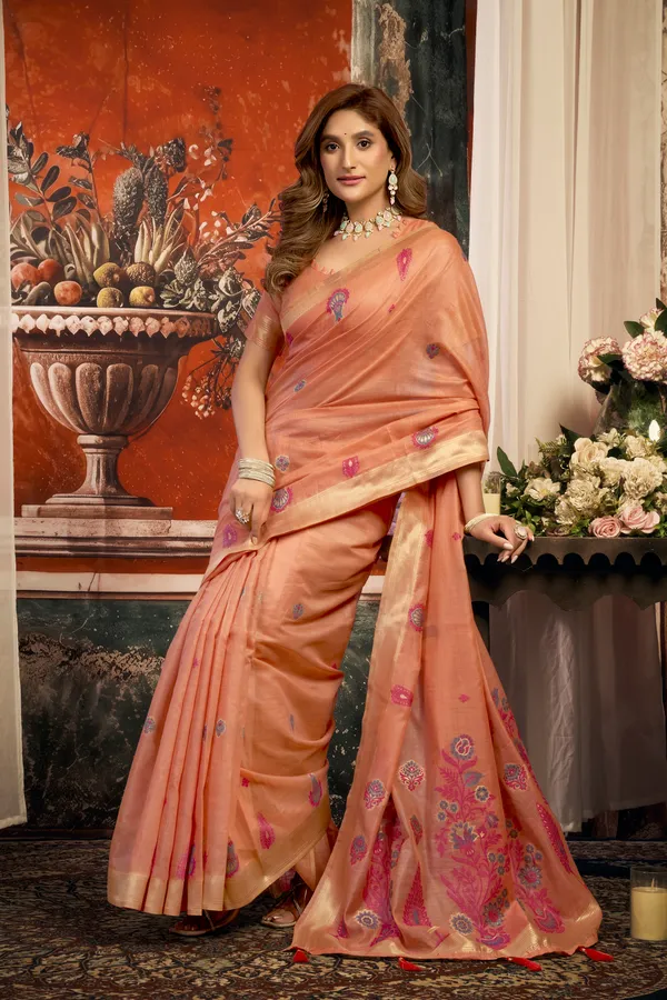 Pink_Pure_Cotton_Zari_Border_Tassel_Saree_For_Women