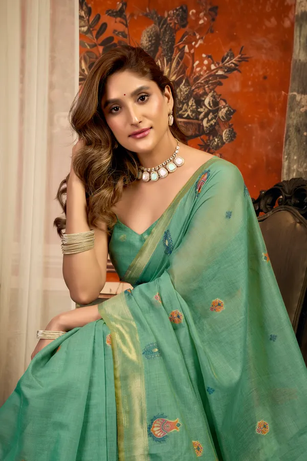 Green_Pure_Cotton_Zari_Border_Tassel_Saree_For_Women