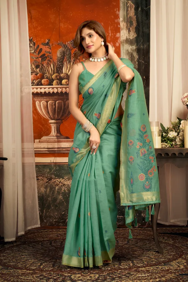 Green_Pure_Cotton_Zari_Border_Tassel_Saree_For_Women