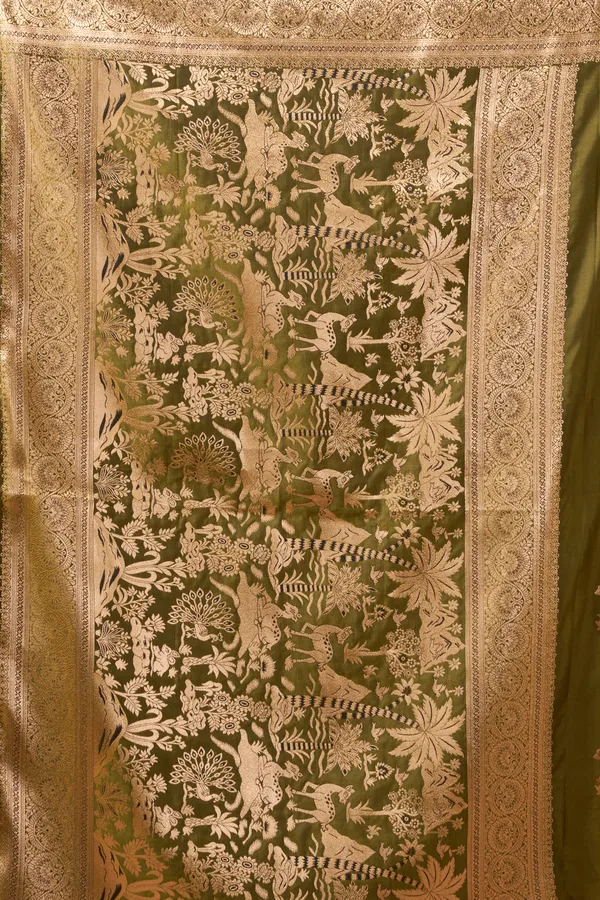 Green_Rich_Pallu_Silk_Zhallar_Saree_For_Women