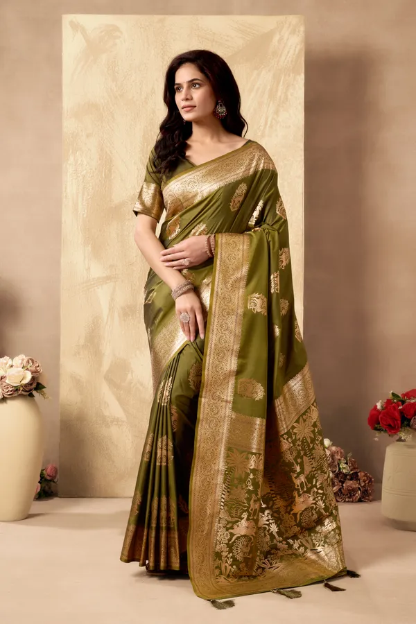 Green_Rich_Pallu_Silk_Zhallar_Saree_For_Women