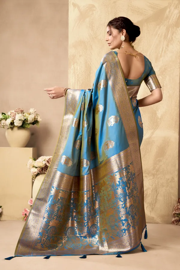 Multicolor_Rich_Pallu_Silk_Zhallar_Saree_For_Women