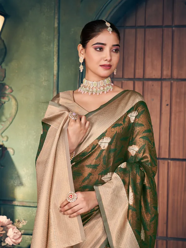 Cream_Zari_Silk_Zhallar_Saree_For_Women
