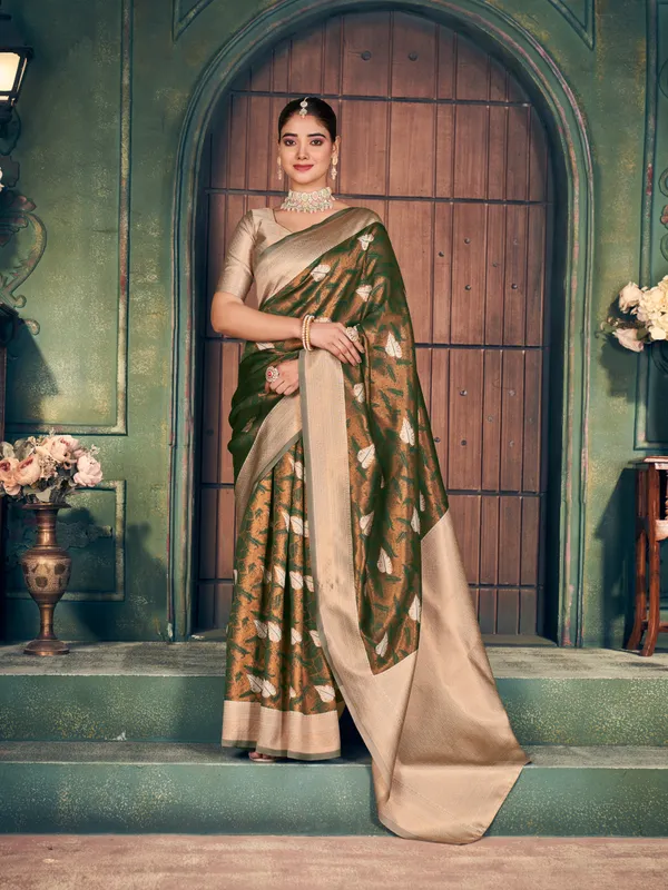 Cream_Zari_Silk_Zhallar_Saree_For_Women