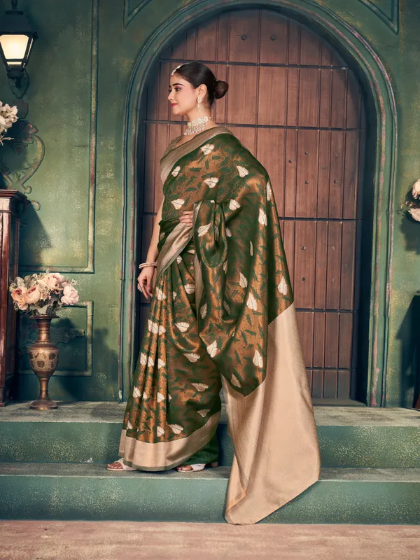 Cream_Zari_Silk_Zhallar_Saree_For_Women