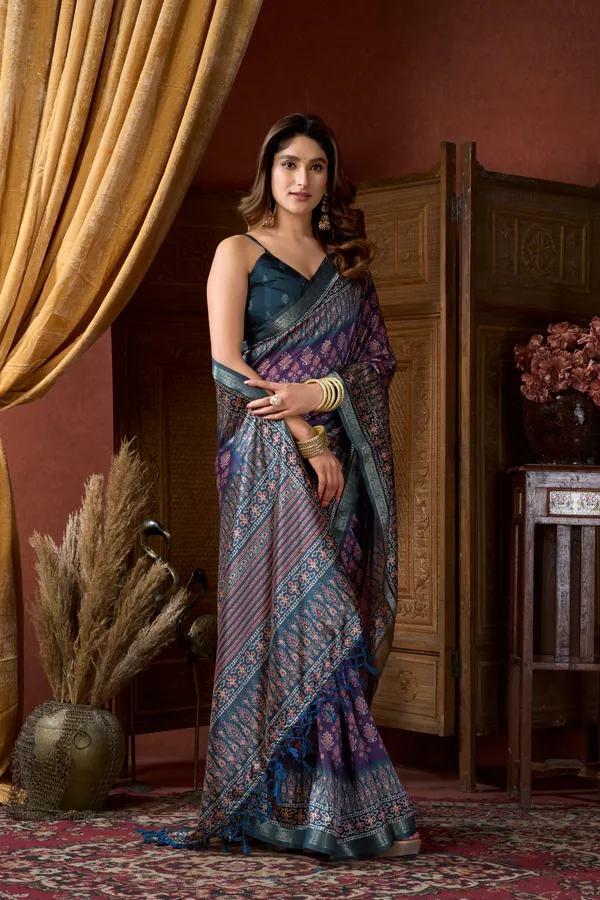 Multi_Digital_Cluster_Print_Jacquard_Border_Jhallar_Saree_For_Women