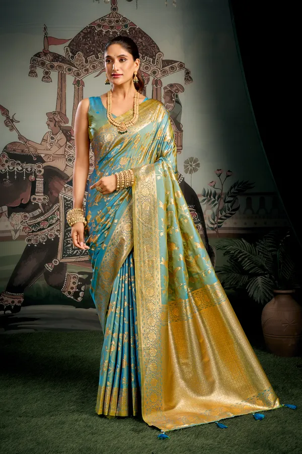Gold_Soft_Silk_Zhallar_Saree_For_Women