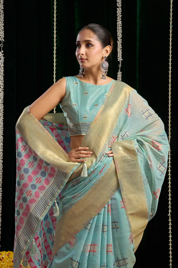 Multi_Spun_Cotton_Zari_Border_Zhallar_Saree_For_Women