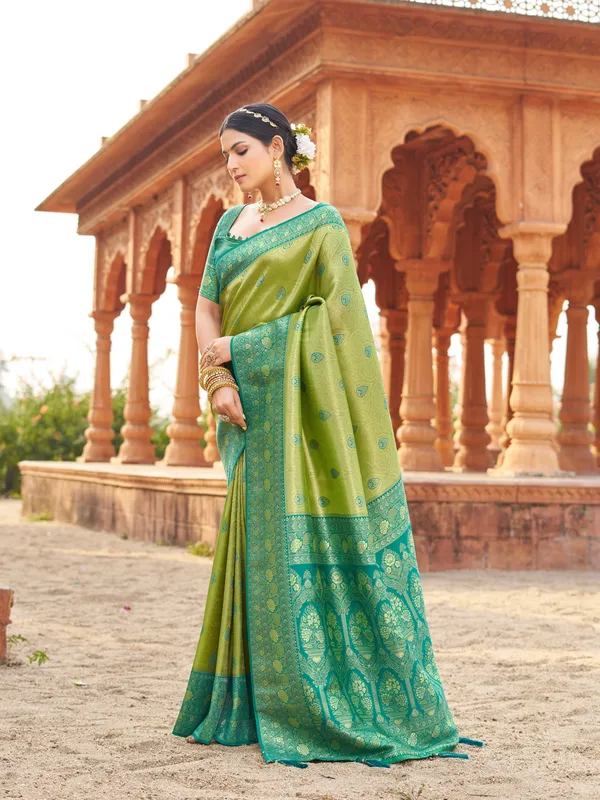 Green_Soft_Banarasi_Silk_Saree_With_Zhallar_For_Women
