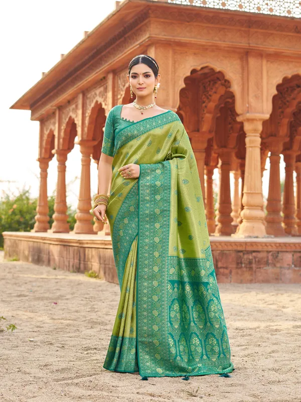 Green_Soft_Banarasi_Silk_Saree_With_Zhallar_For_Women