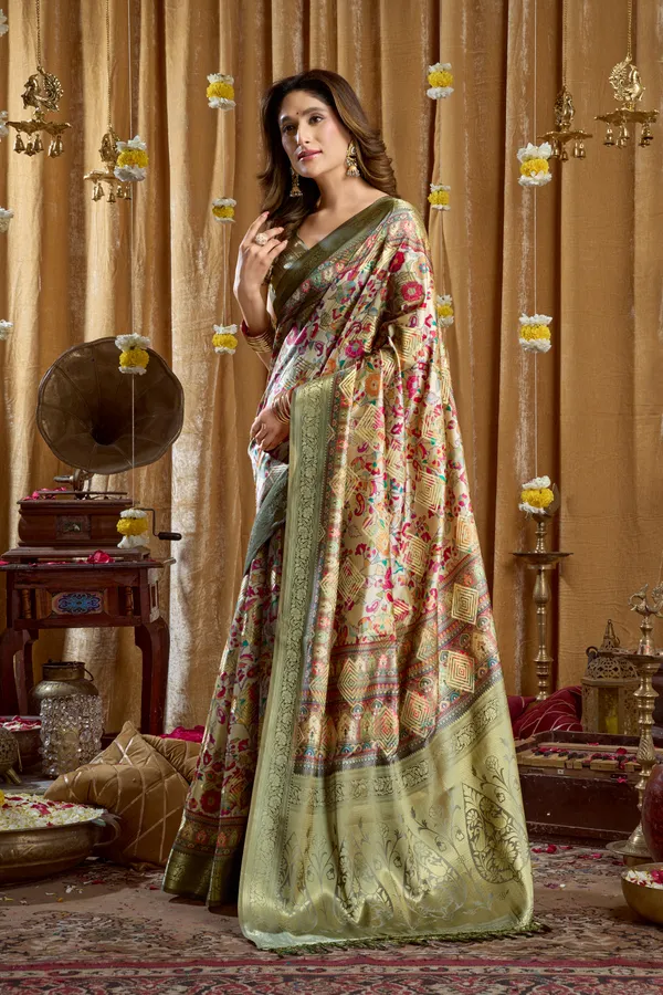 Multi_Digital_Cluster_Print_Banarasi_Border_Tassel_Saree_For_Women