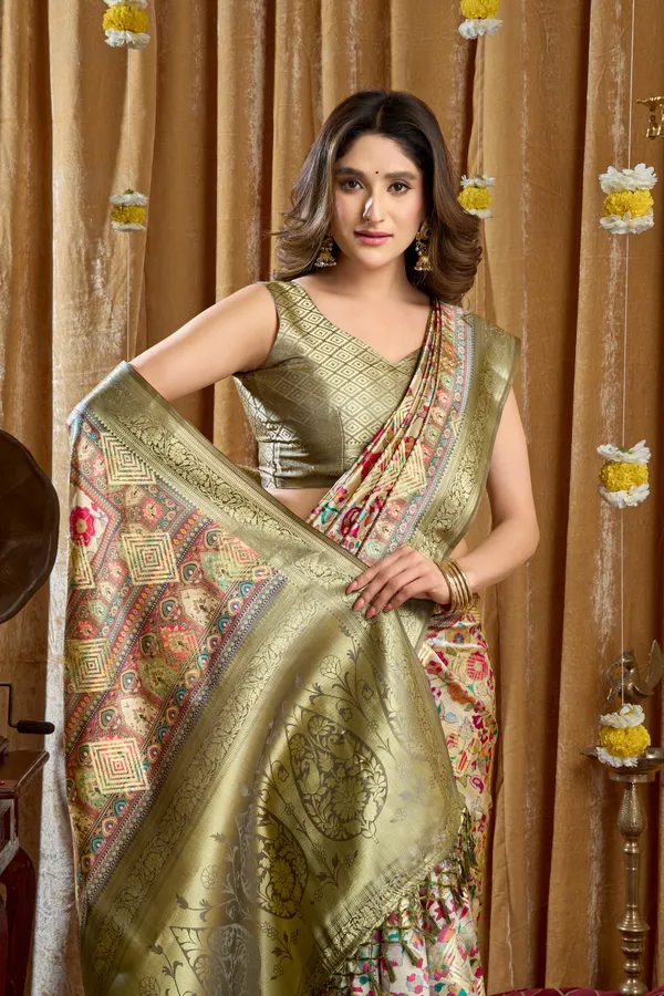 Multi_Digital_Cluster_Print_Banarasi_Border_Tassel_Saree_For_Women