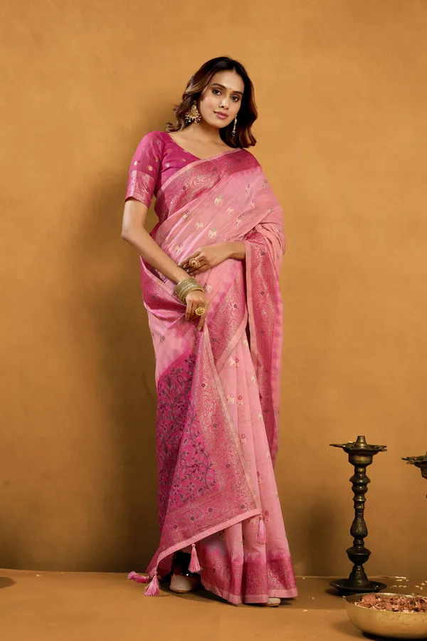 Pink_Spun_Cotton_Zari_Jhallar_Rich_Pallu_Saree_For_Women