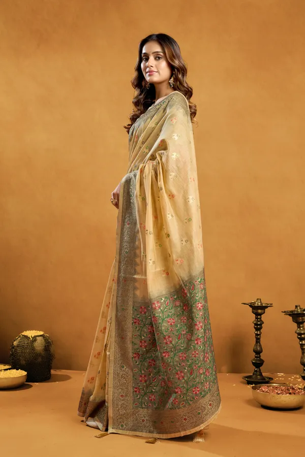 Yellow_Spun_Cotton_Zari_Jhallar_Rich_Pallu_Saree_For_Women