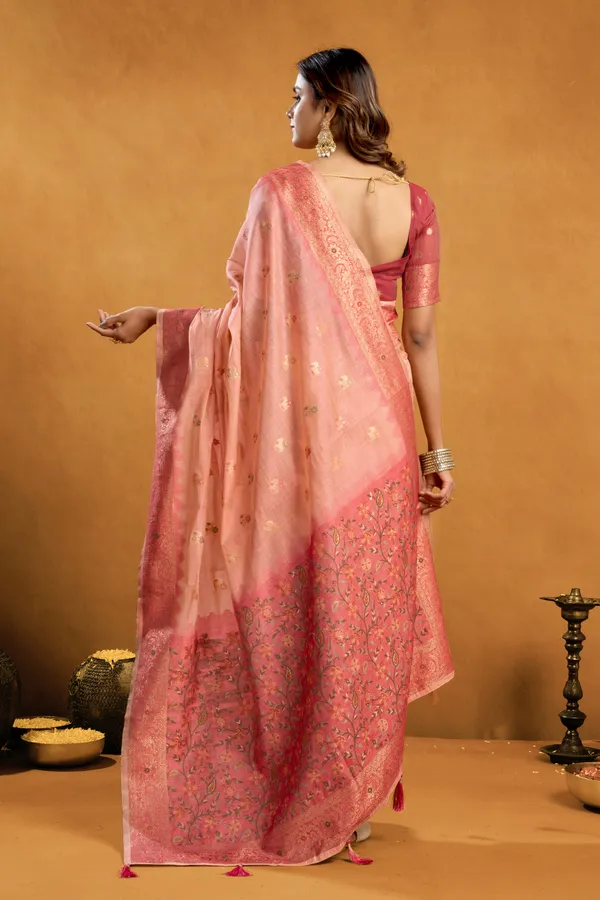 Pink_Spun_Cotton_Zari_Jhallar_Rich_Pallu_Saree_For_Women