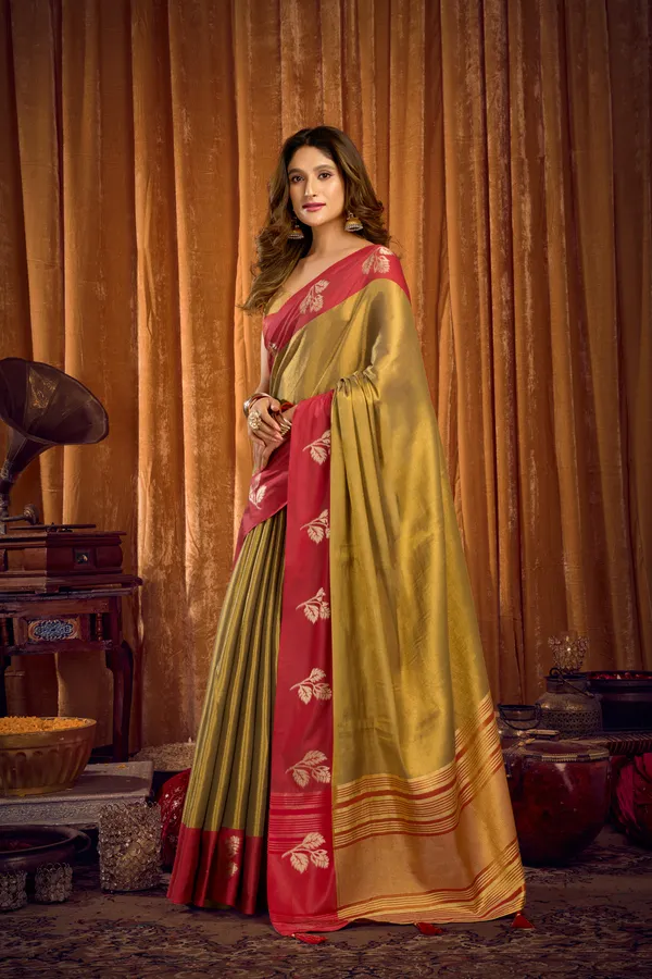 Yellow_Soft_Tissue_Contrast_Border_Zhallar_Saree_For_Women