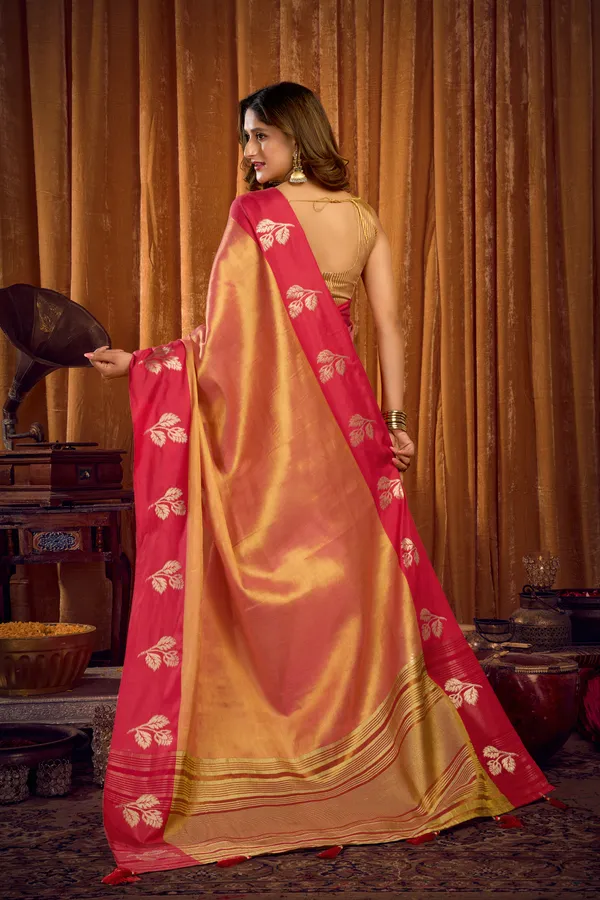 Red_Soft_Tissue_Contrast_Border_Zhallar_Saree_For_Women