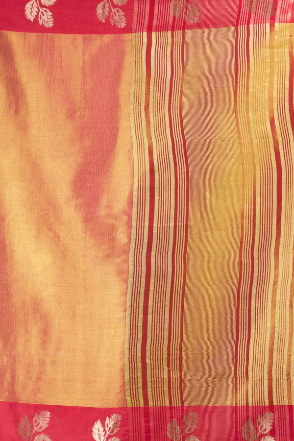 Red_Soft_Tissue_Contrast_Border_Zhallar_Saree_For_Women