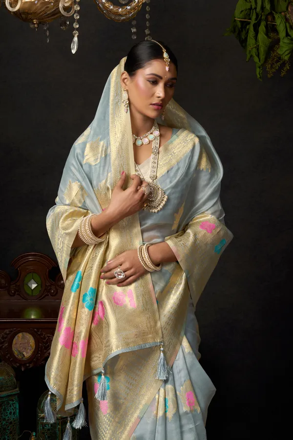 Grey_Organza_Khadi_Zhallar_Saree_For_Women