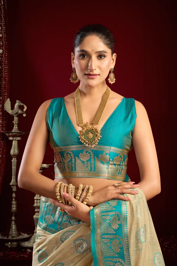 Green_Modal_Banarasi_Zari_Zhallar_Saree_For_Women