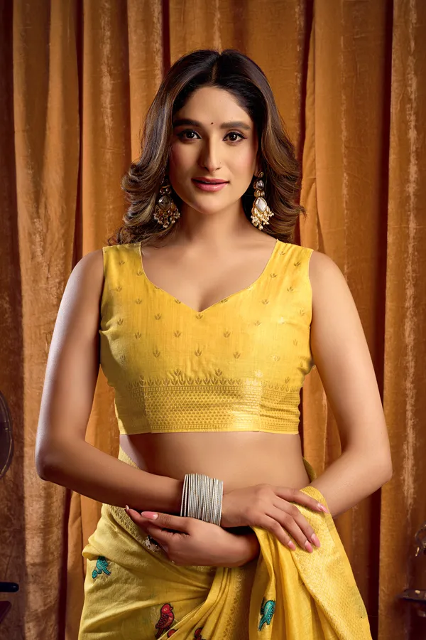 Yellow_Modal_Katha_Work_Meena_Zhallar_Saree_For_Women